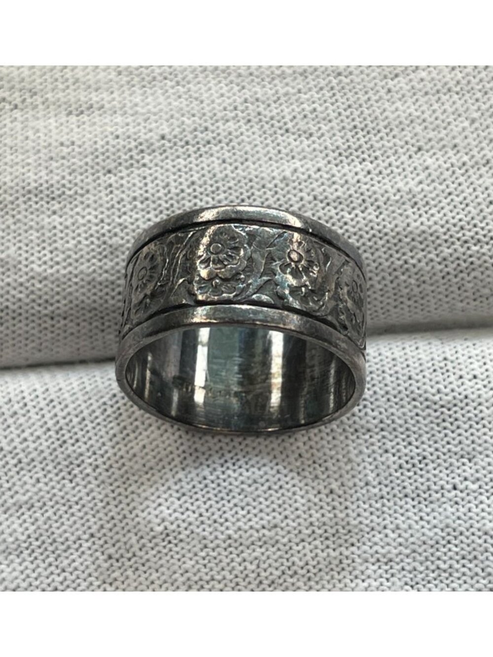 Vintage Sterling Silver Wide Floral Repousse Band Ring Size 7 Ornate Flower Vine - Picture 4 of 9